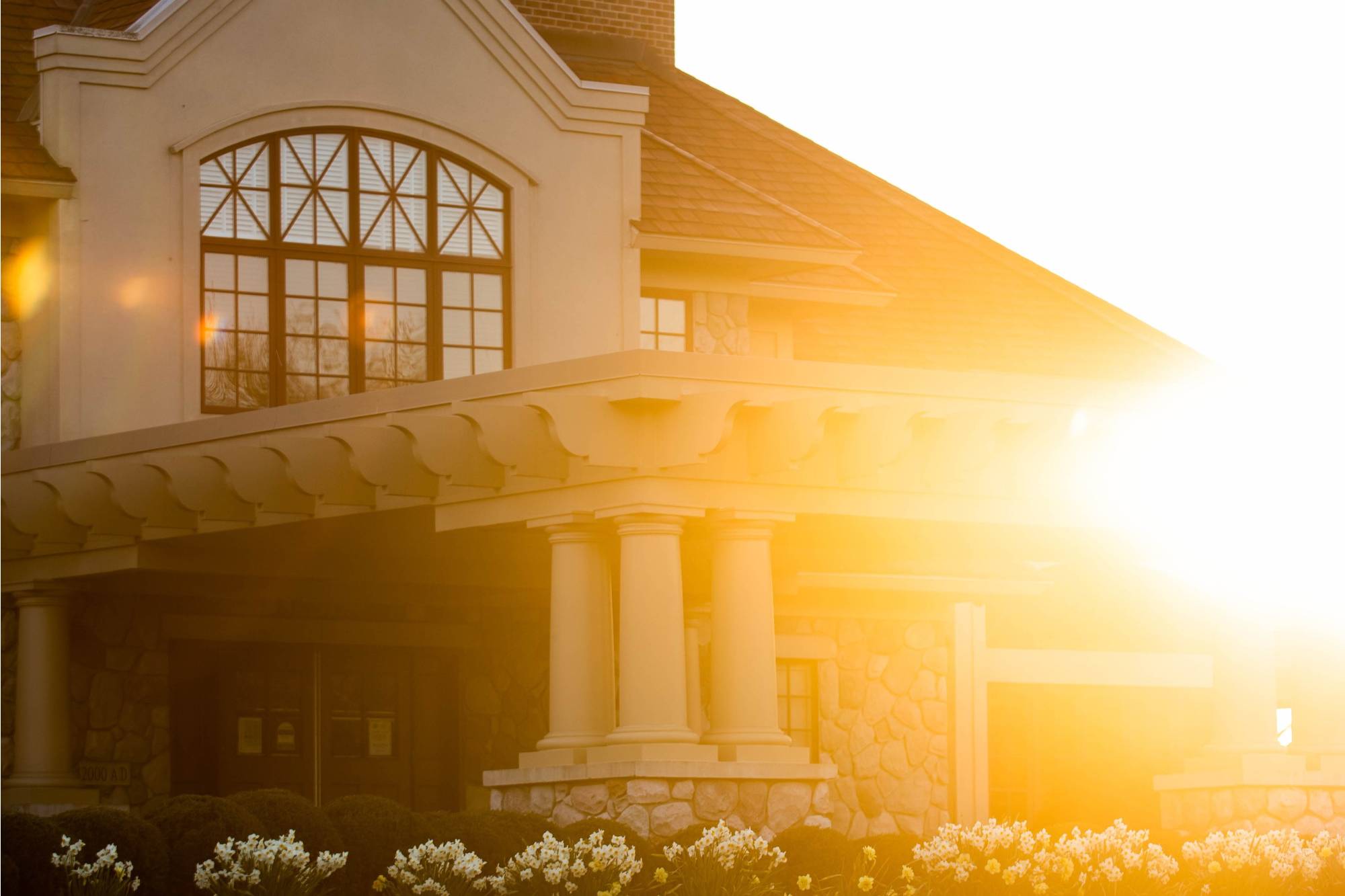 Alumni House at sunrise